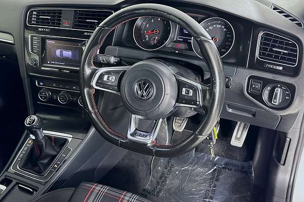 2014 Volkswagen GOLF GTI 7