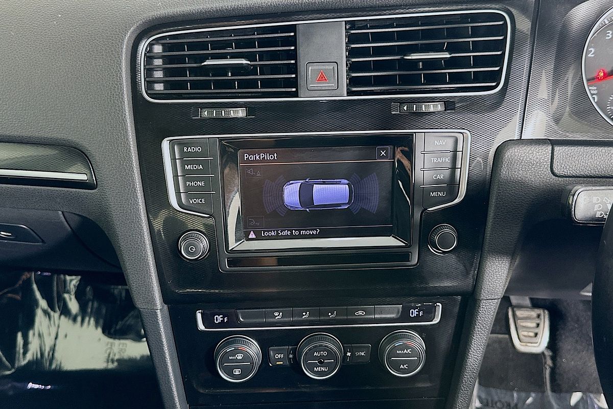 2014 Volkswagen GOLF GTI 7