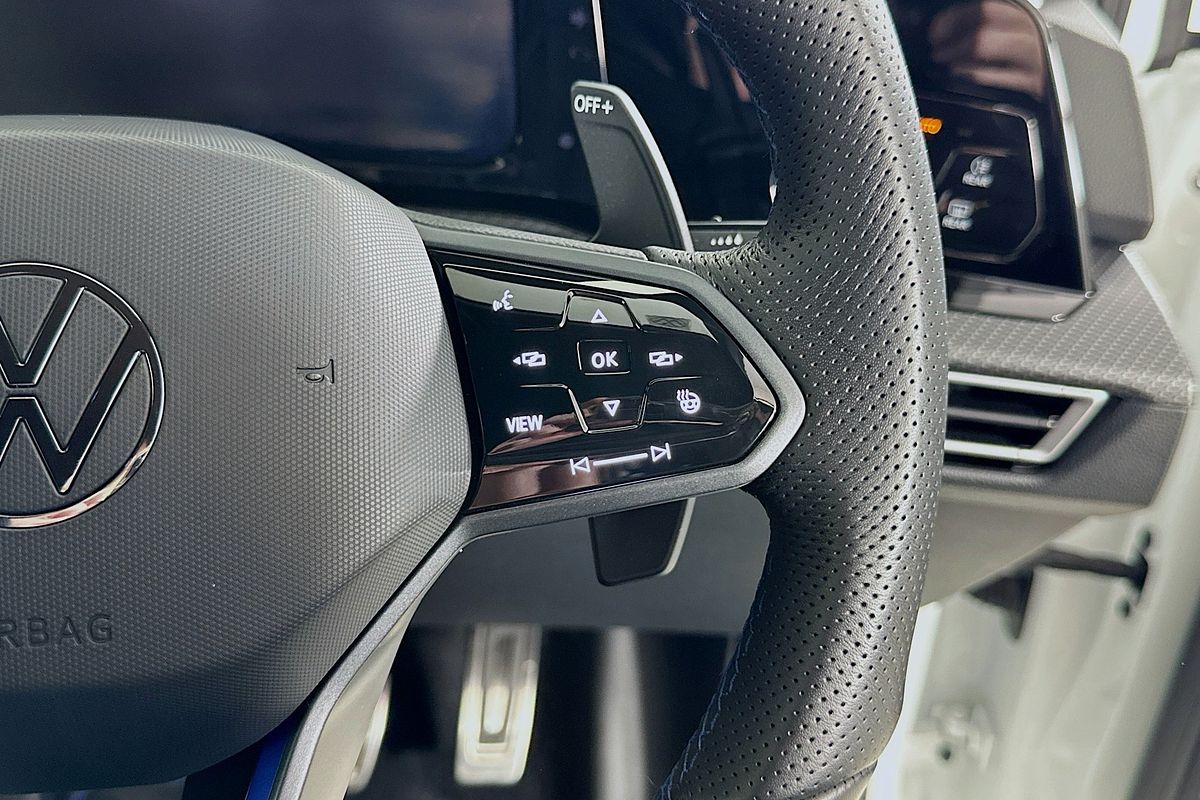 2024 Volkswagen GOLF R 8