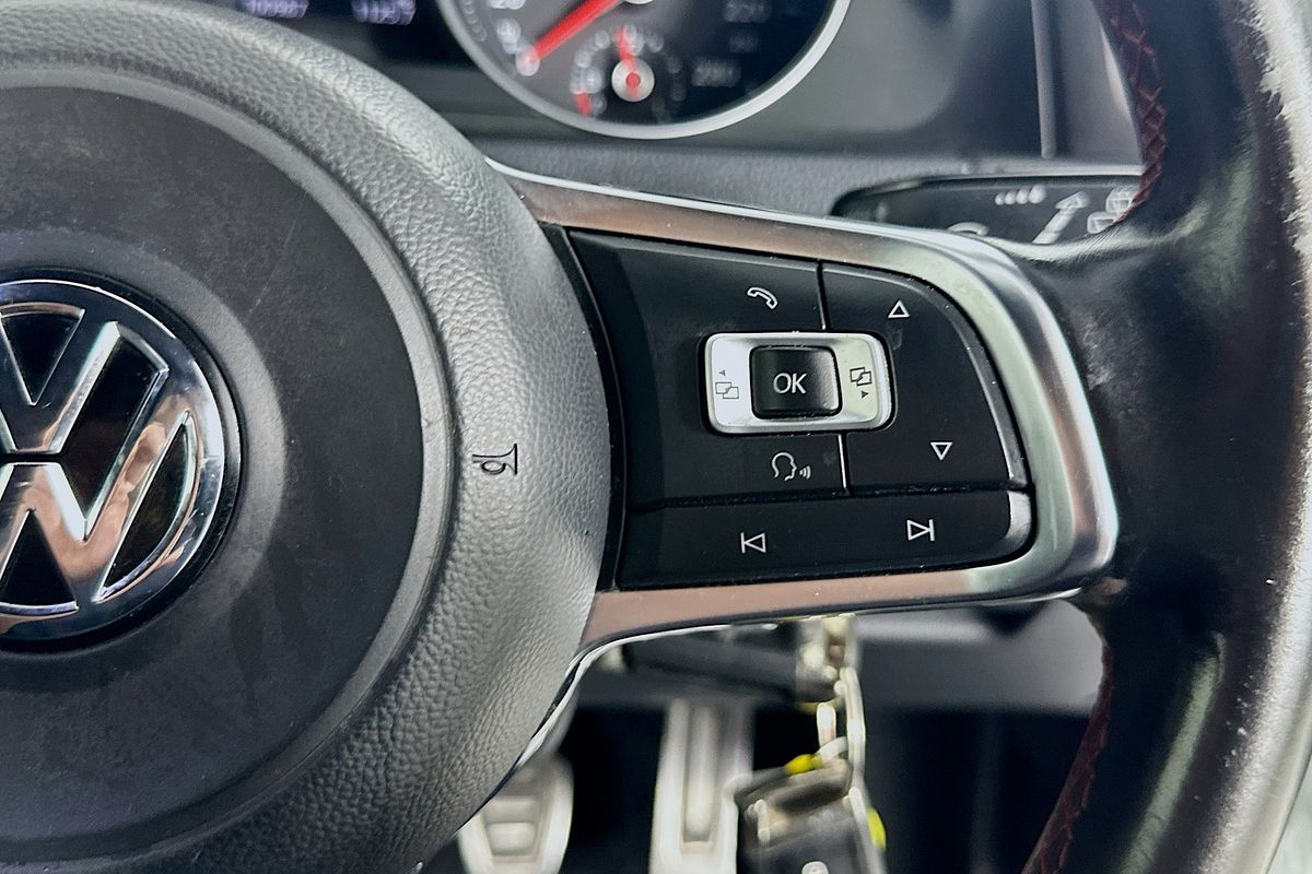 2014 Volkswagen GOLF GTI 7