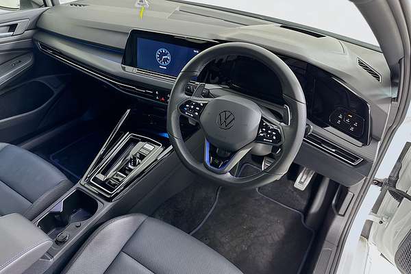 2024 Volkswagen GOLF R 8