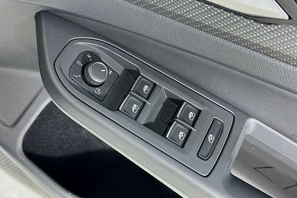 2024 Volkswagen GOLF R 8