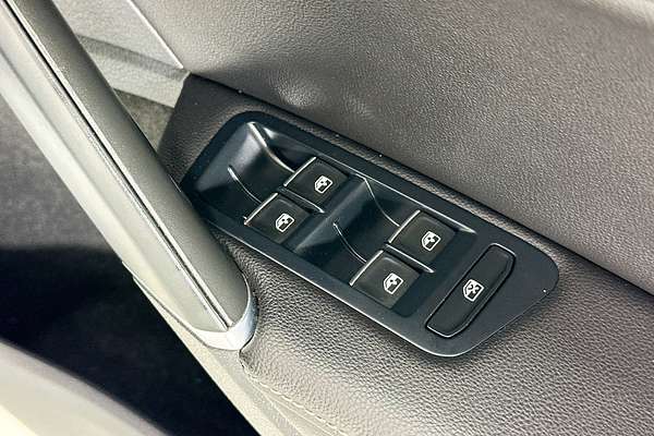 2016 Volkswagen GOLF R AU MY16