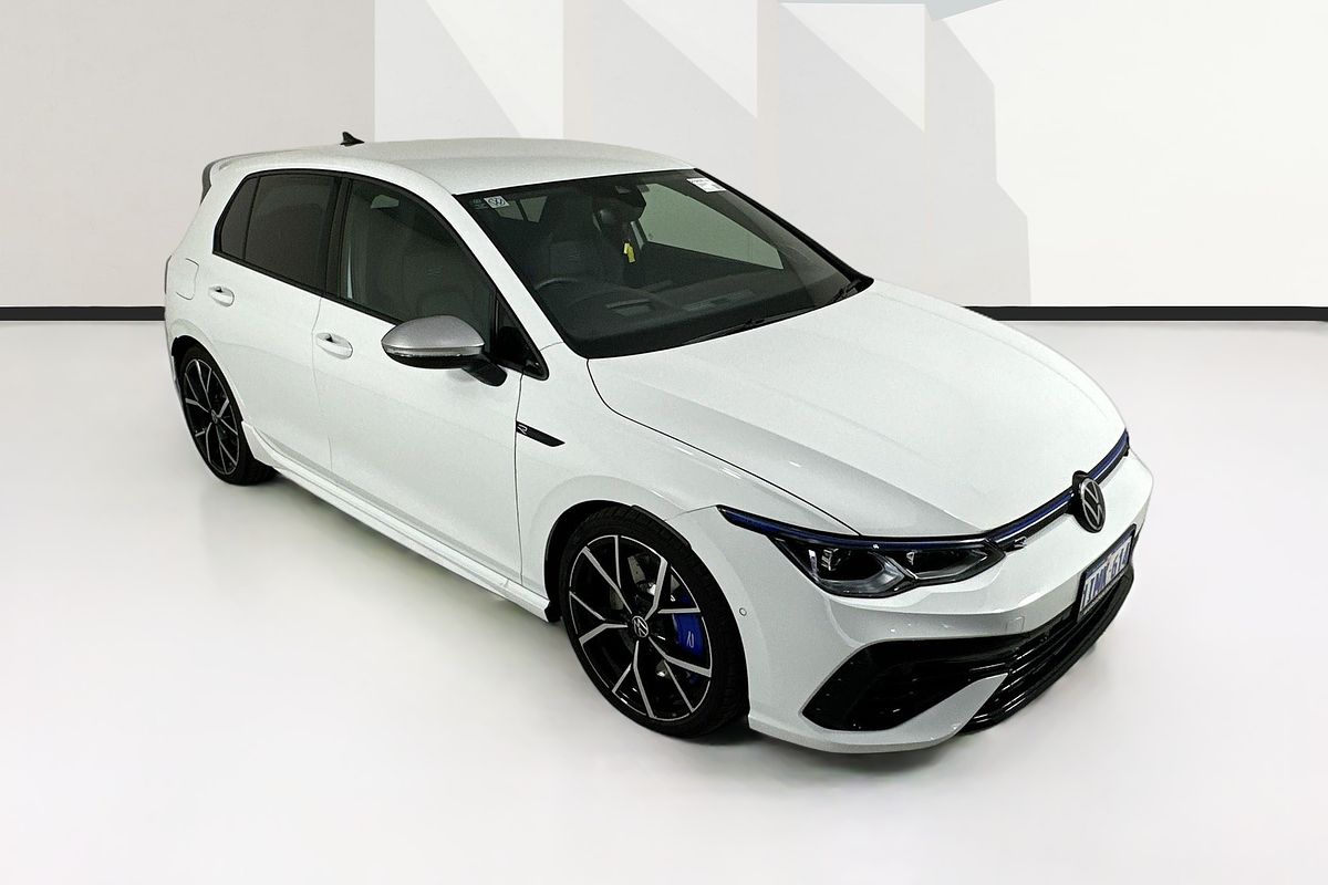 2024 Volkswagen GOLF R 8