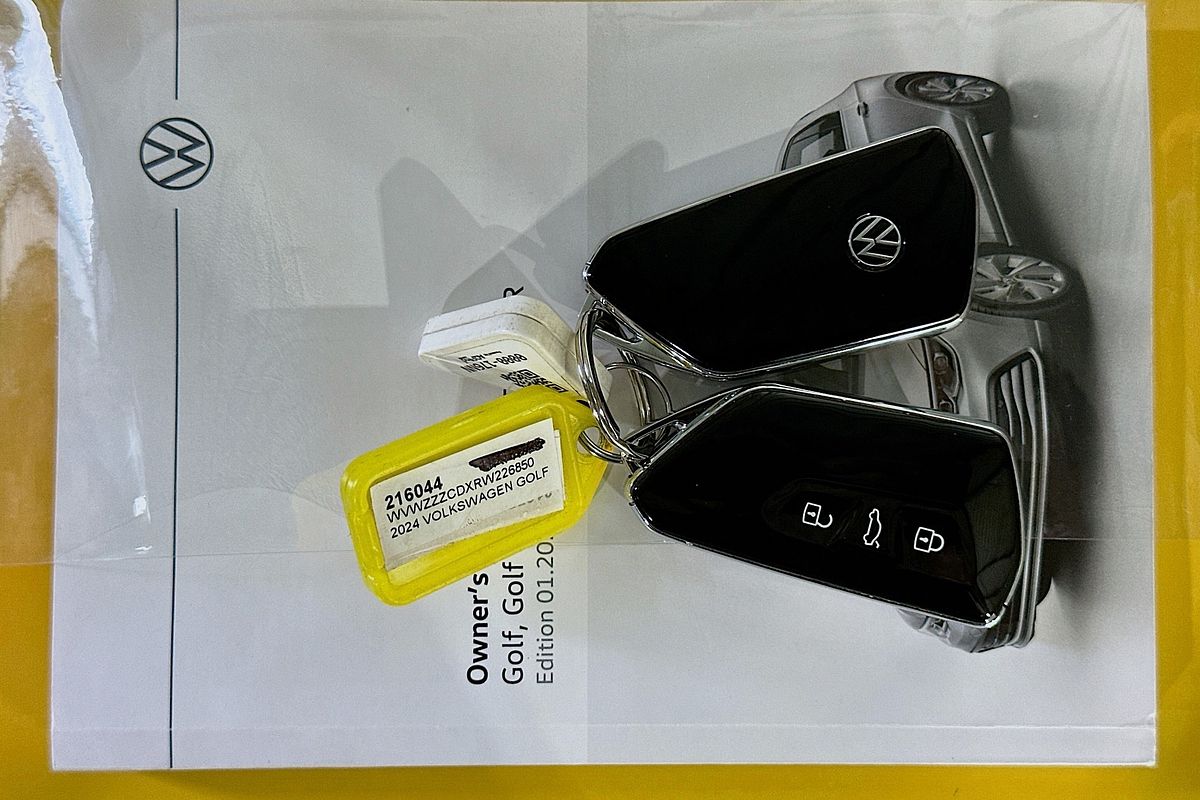 2024 Volkswagen Golf GTi MARK 8 CD MY24