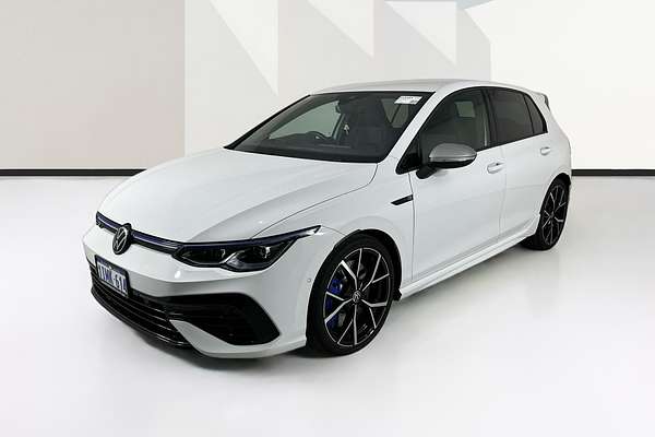 2024 Volkswagen GOLF R 8