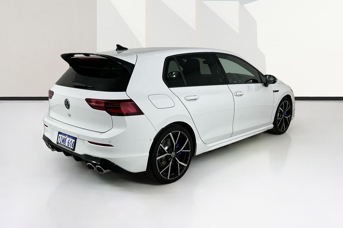 2024 Volkswagen GOLF R 8