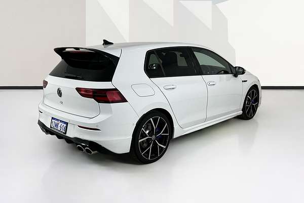 2024 Volkswagen GOLF R 8