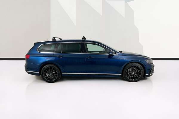 2023 Volkswagen PASSAT 206TSI R-LINE (RESTR FEAT) CB MY23 UPDATE