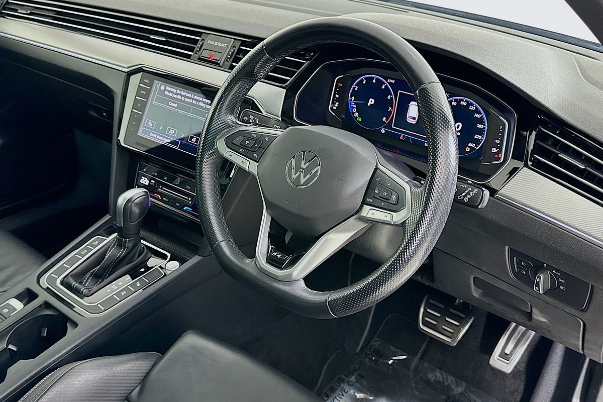 2023 Volkswagen PASSAT 206TSI R-LINE (RESTR FEAT) CB MY23 UPDATE