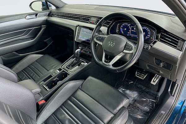 2023 Volkswagen PASSAT 206TSI R-LINE (RESTR FEAT) CB MY23 UPDATE