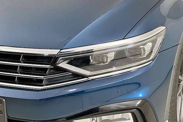 2023 Volkswagen PASSAT 206TSI R-LINE (RESTR FEAT) CB MY23 UPDATE