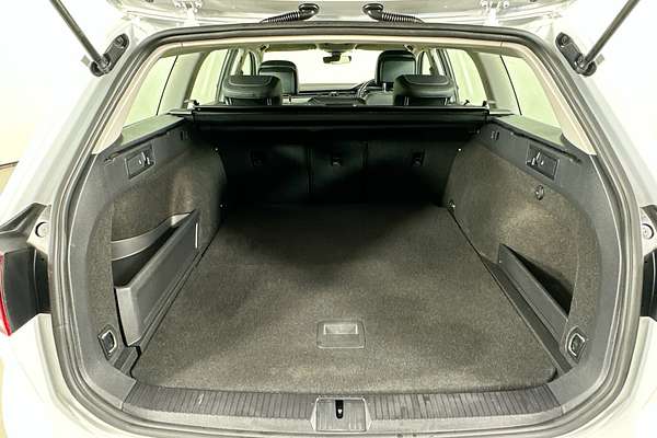 2022 Volkswagen PASSAT ALLTRACK 162TSI 3C MY22.5