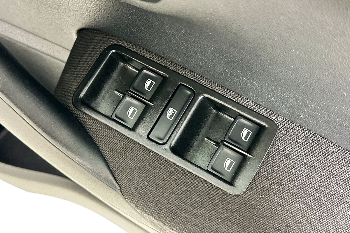 2016 Volkswagen POLO 66 TSI TRENDLINE 6R MY16