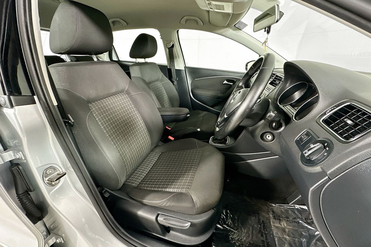 2015 Volkswagen POLO 81 TSI COMFORTLINE 6R MY15