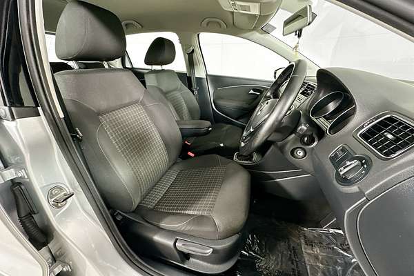 2015 Volkswagen POLO 81 TSI COMFORTLINE 6R MY15