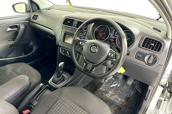 2015 Volkswagen POLO 81 TSI COMFORTLINE 6R MY15