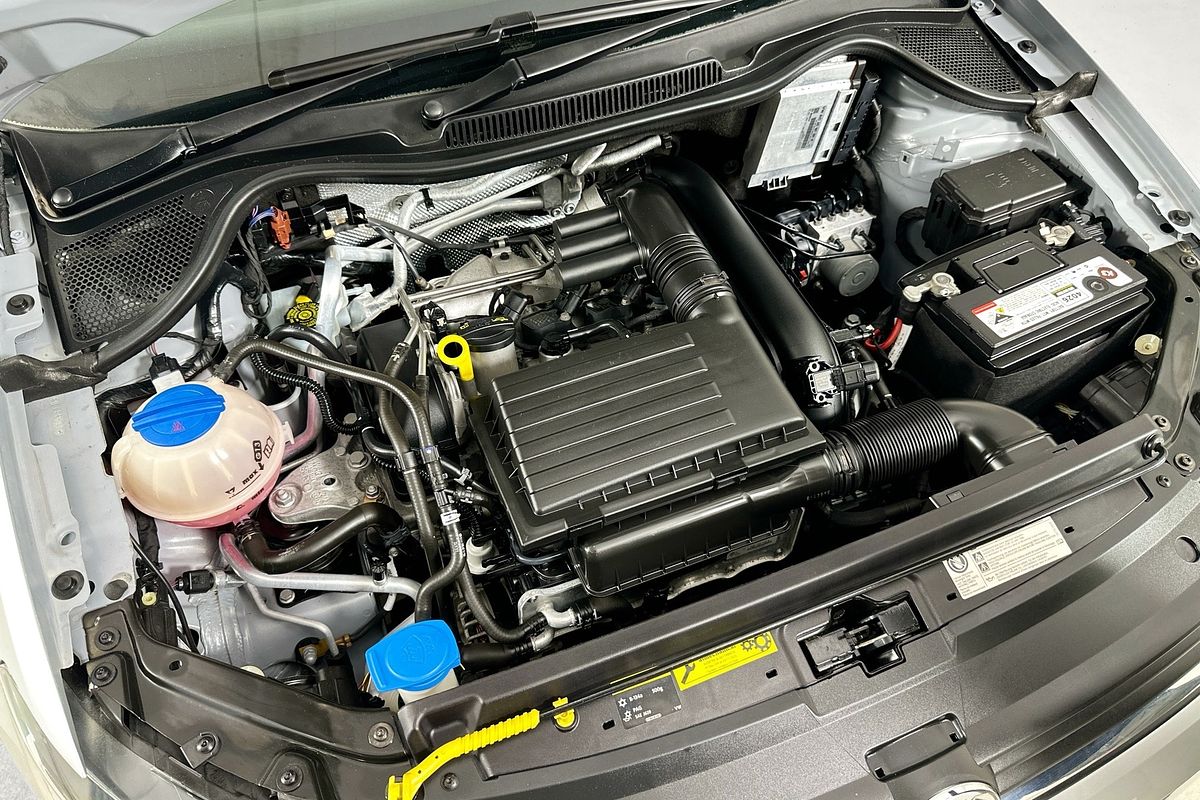 2015 Volkswagen POLO 81 TSI COMFORTLINE 6R MY15