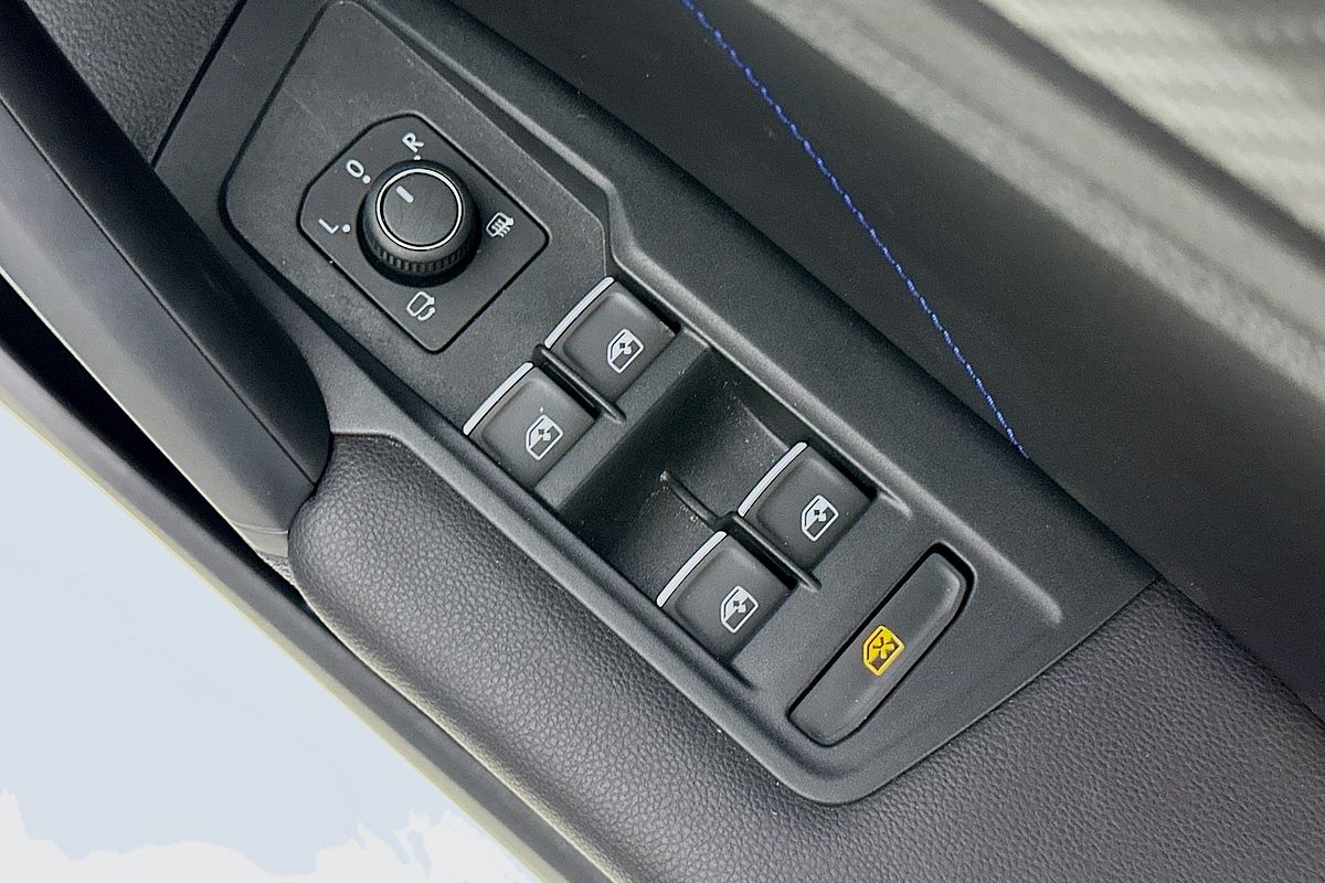 2024 Volkswagen TIGUAN 235TSI R AX MY23 UPDATE