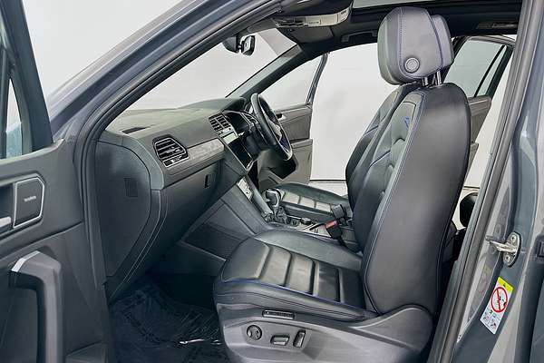 2023 Volkswagen TIGUAN 235TSI R AX MY23 UPDATE