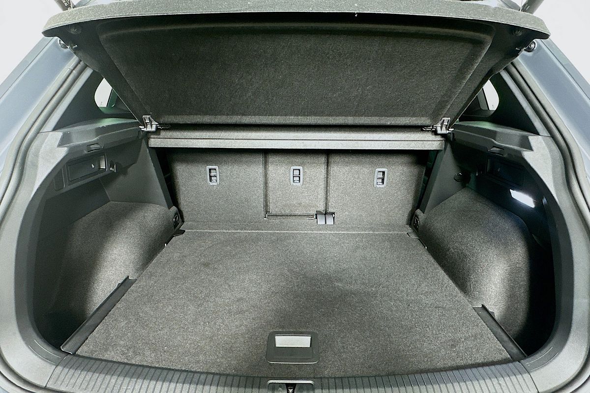 2023 Volkswagen TIGUAN 235TSI R AX MY23 UPDATE