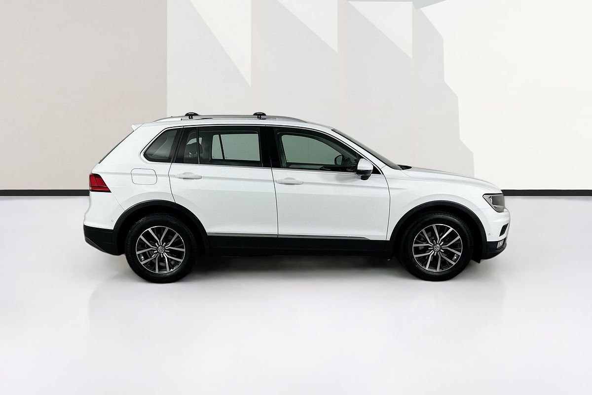 2016 Volkswagen TIGUAN 110 TSI COMFORTLINE 5NA