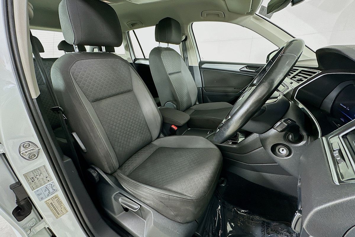2016 Volkswagen TIGUAN 110 TSI COMFORTLINE 5NA