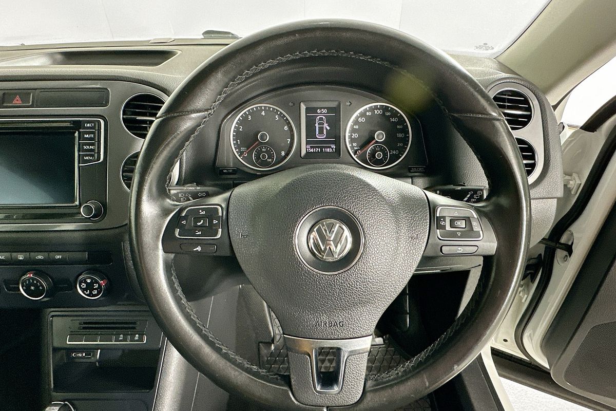 2015 Volkswagen TIGUAN