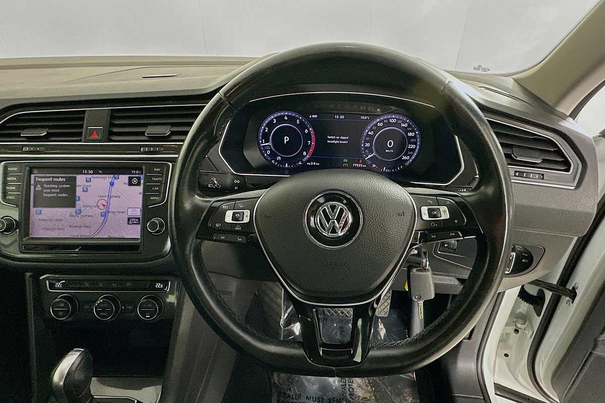 2016 Volkswagen TIGUAN 110 TSI COMFORTLINE 5NA