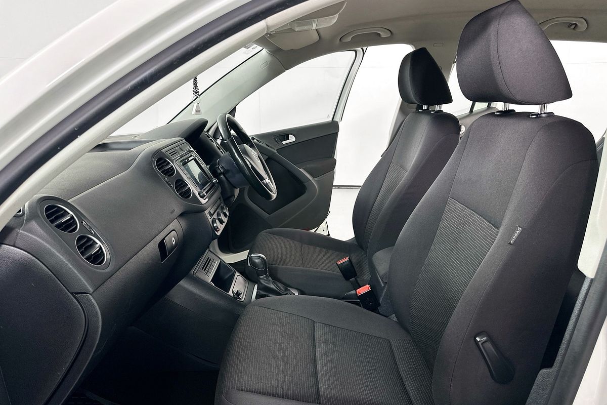 2015 Volkswagen TIGUAN