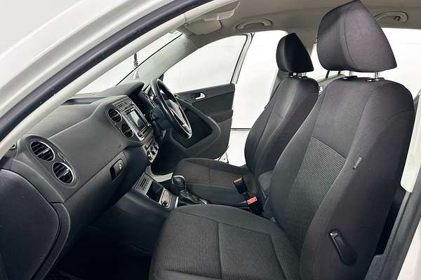 2015 Volkswagen TIGUAN