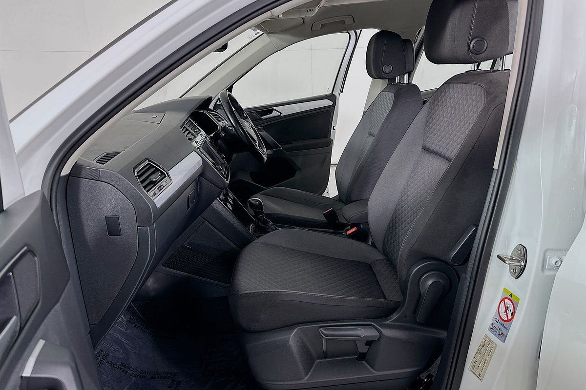 2016 Volkswagen TIGUAN 110 TSI COMFORTLINE 5NA