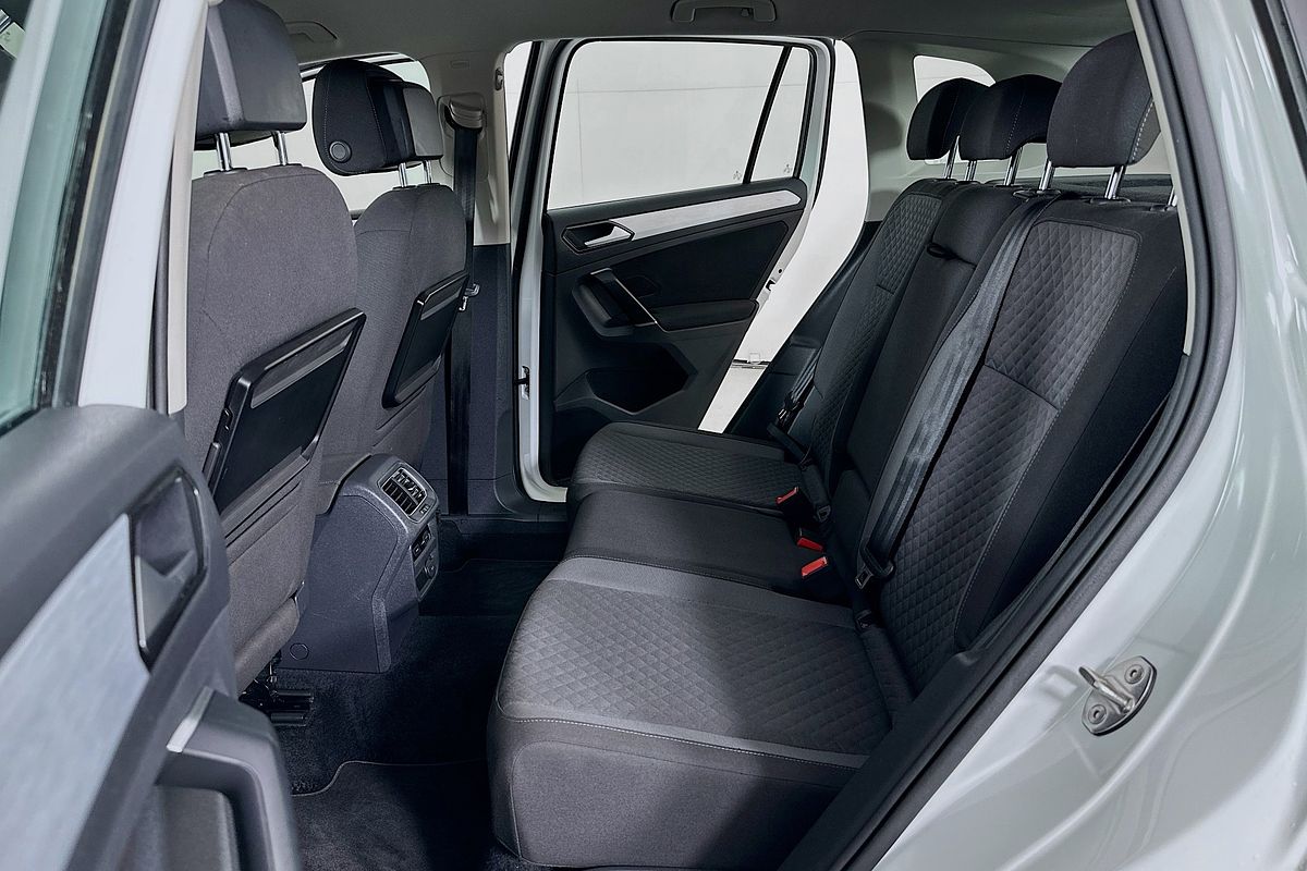 2016 Volkswagen TIGUAN 110 TSI COMFORTLINE 5NA
