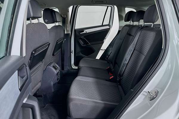 2016 Volkswagen TIGUAN 110 TSI COMFORTLINE 5NA