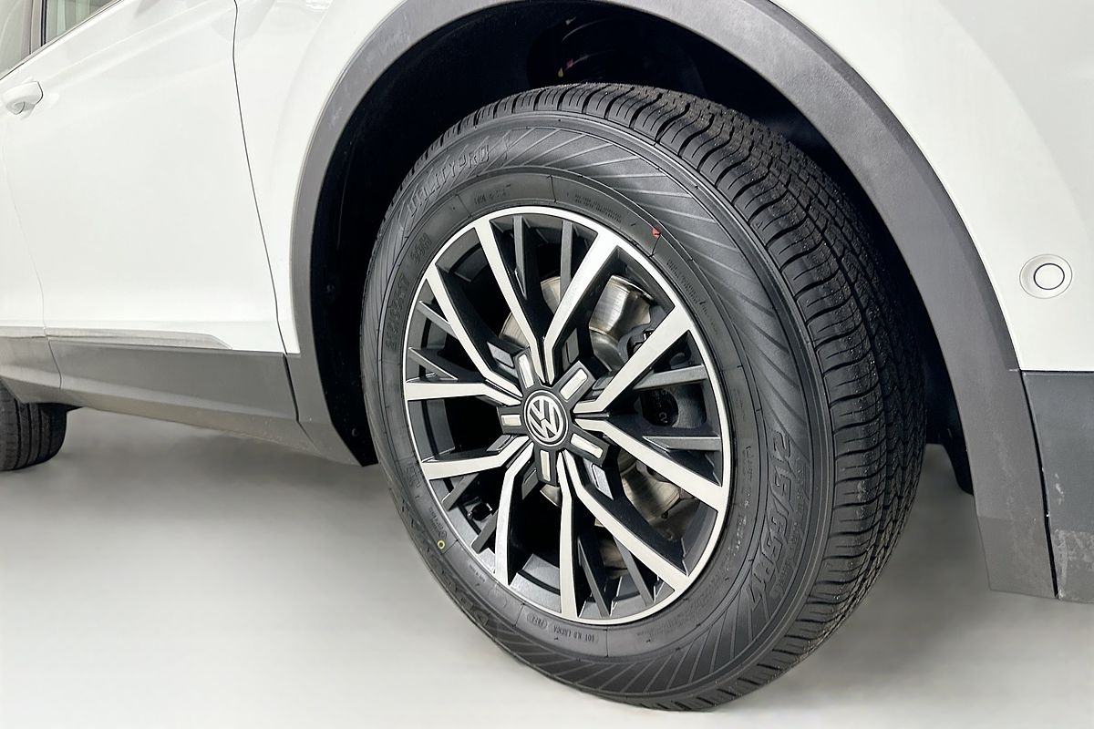 2016 Volkswagen TIGUAN 110 TSI COMFORTLINE 5NA