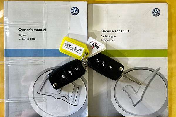 2015 Volkswagen TIGUAN