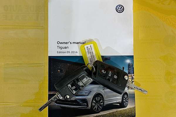 2016 Volkswagen TIGUAN 110 TSI COMFORTLINE 5NA