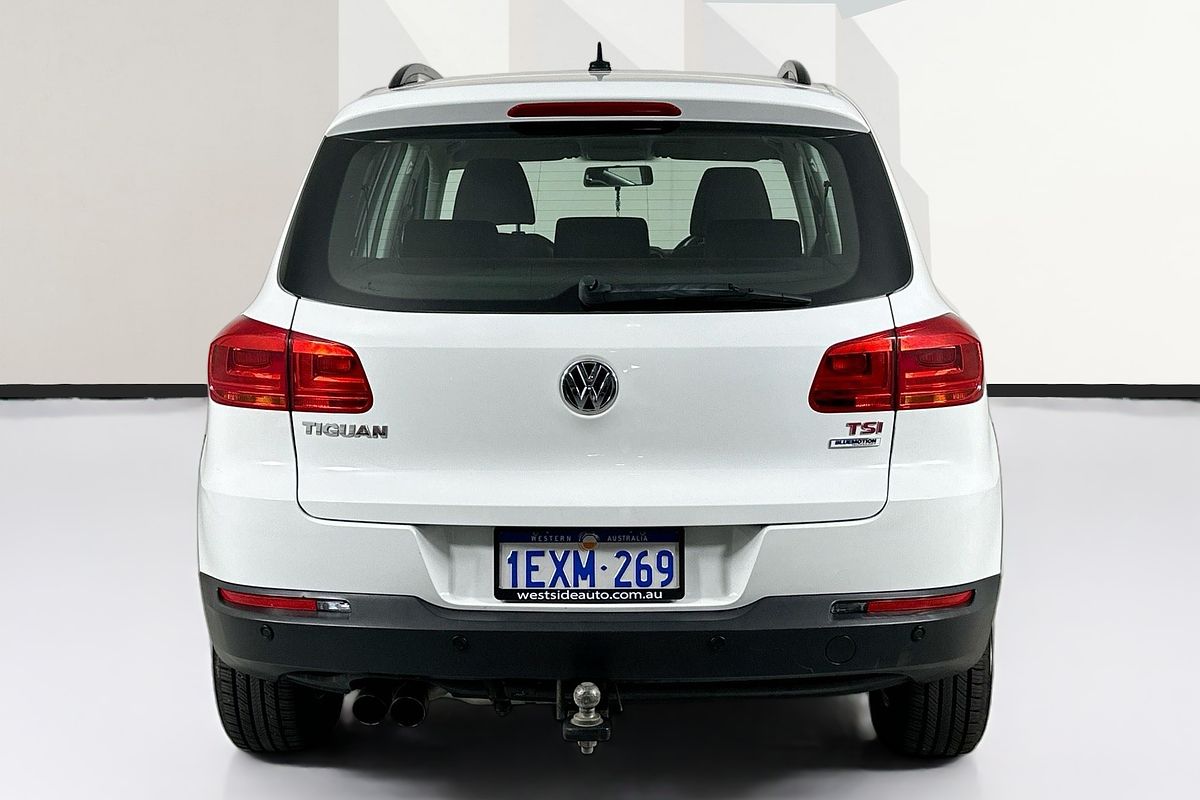 2015 Volkswagen TIGUAN