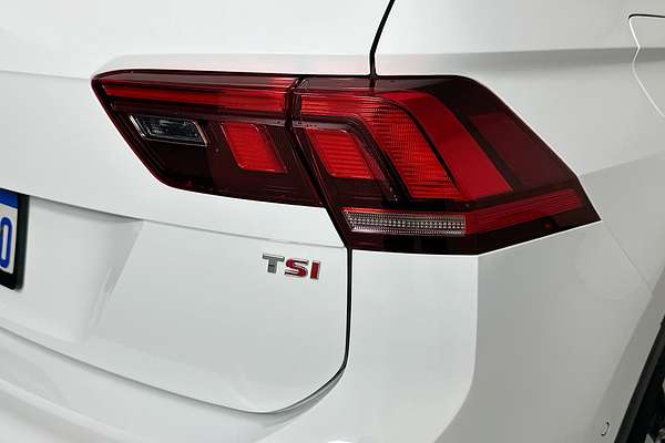 2016 Volkswagen TIGUAN 110 TSI COMFORTLINE 5NA