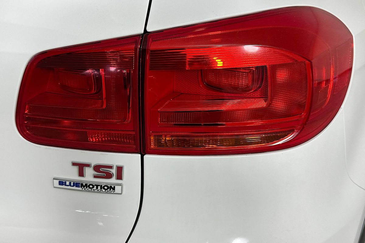 2015 Volkswagen TIGUAN