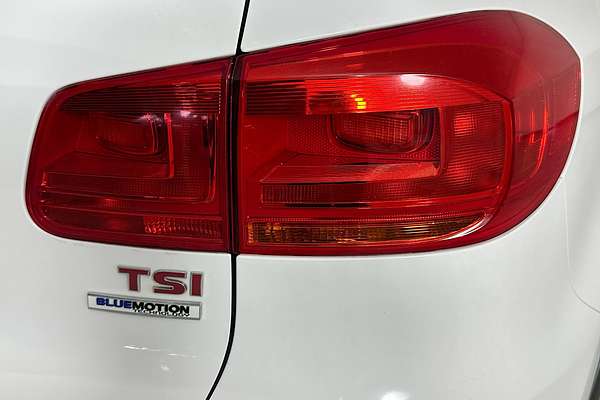 2015 Volkswagen TIGUAN