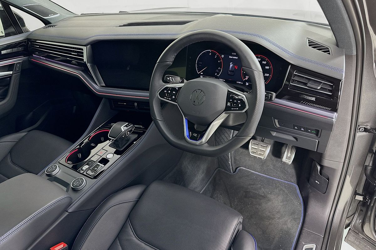 2024 Volkswagen TOUAREG R eHYBRID (PHEV) RC MY24