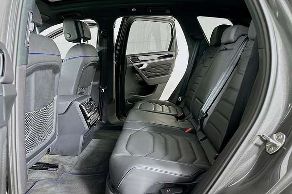2024 Volkswagen TOUAREG R eHYBRID (PHEV) RC MY24