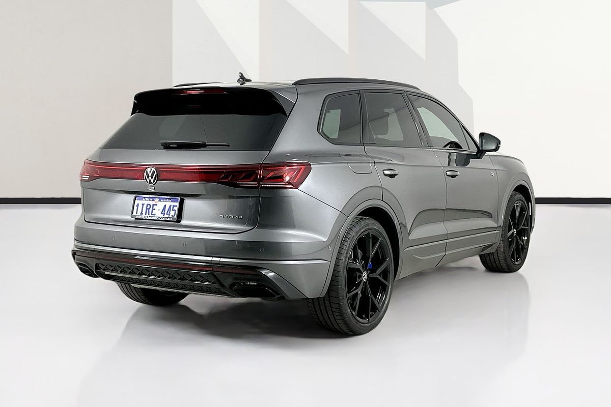 2024 Volkswagen TOUAREG R eHYBRID (PHEV) RC MY24