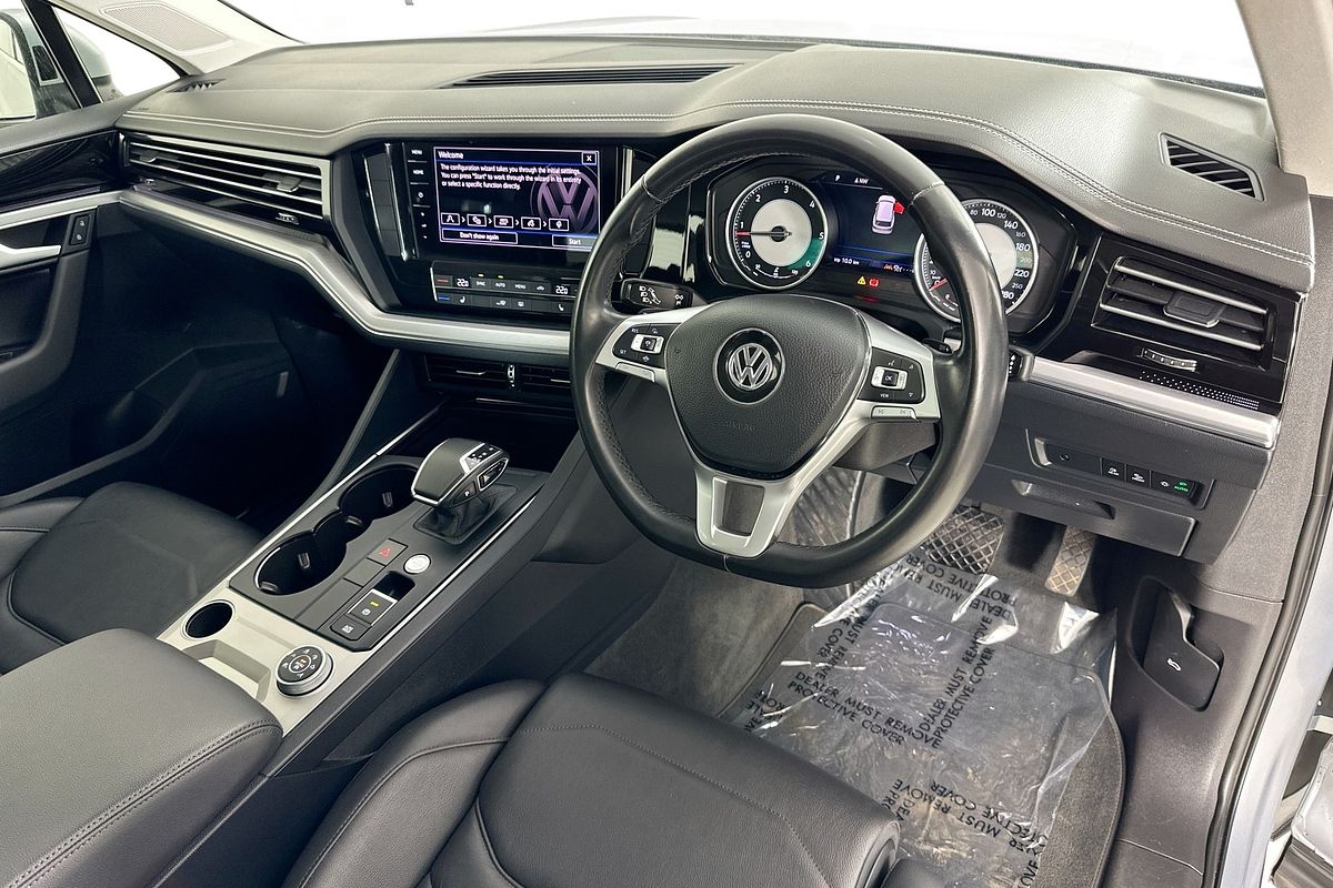 2019 Volkswagen TOUAREG 190TDI MY20