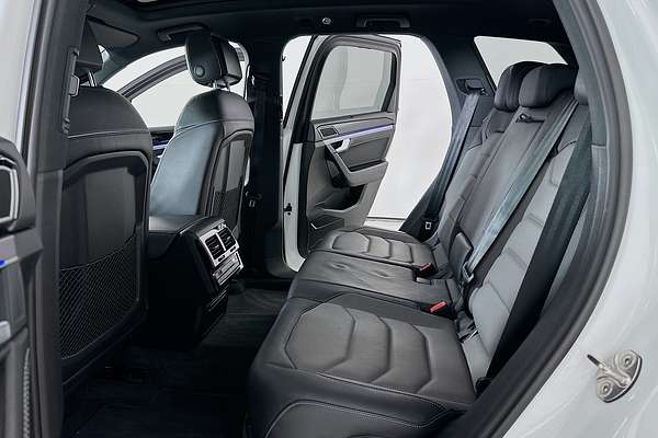 2022 Volkswagen TOUAREG 210TDI R-LINE CR MY23