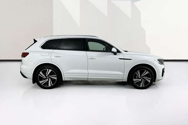 2022 Volkswagen TOUAREG 210TDI R-LINE CR MY23