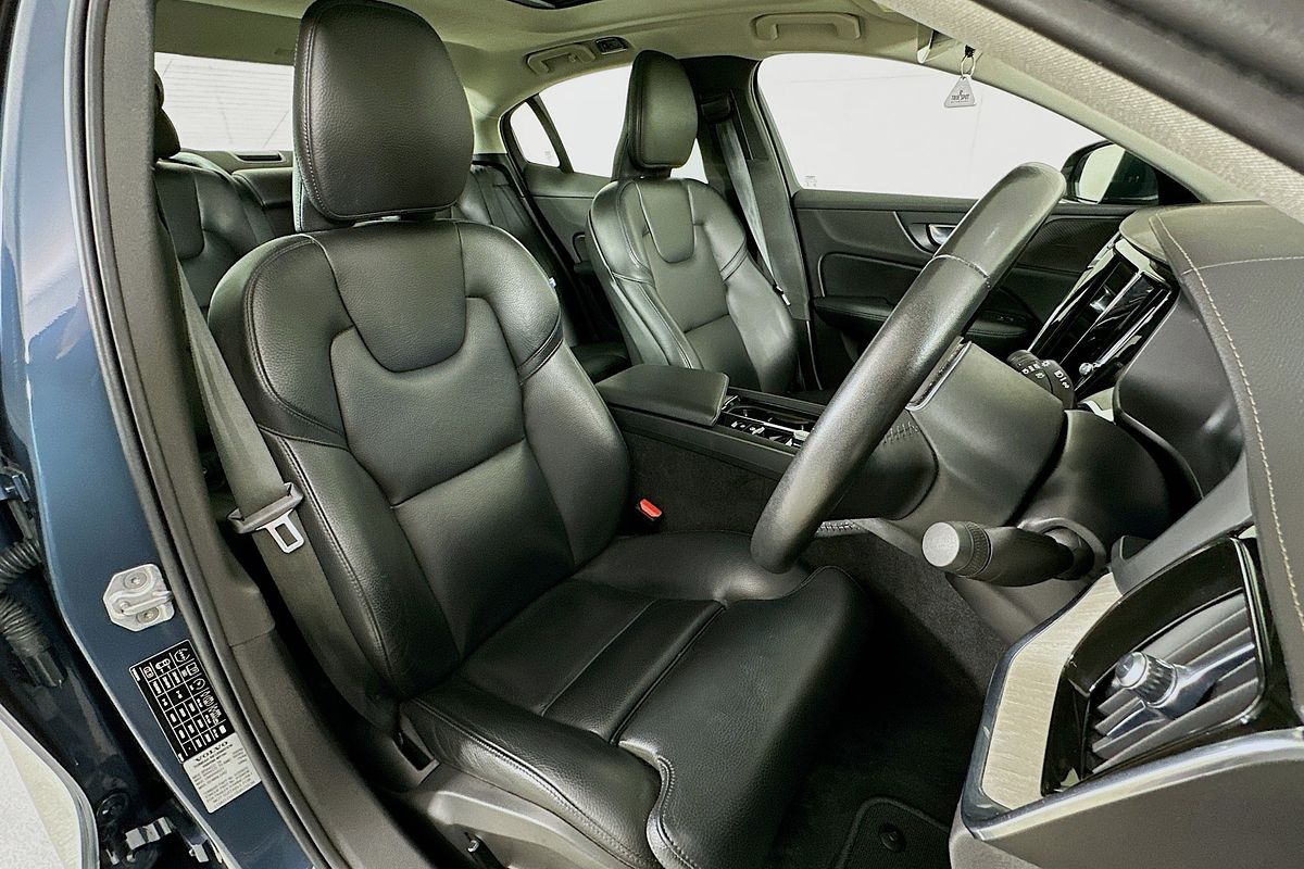 2021 Volvo S60 B5 Inscription