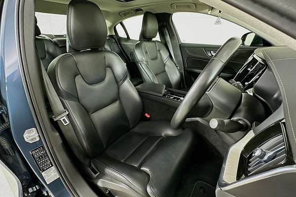 2021 Volvo S60 B5 Inscription