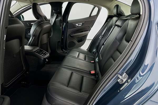 2021 Volvo S60 B5 Inscription